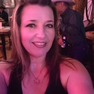 Meet your Posher, Michele